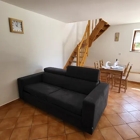 Belka With Terrace&bbq 펜션 톨민