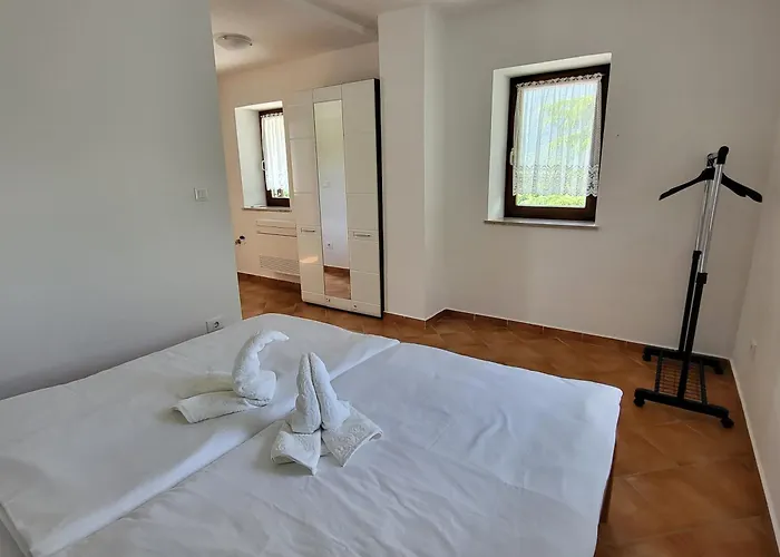 Belka With Terrace&bbq 托尔明