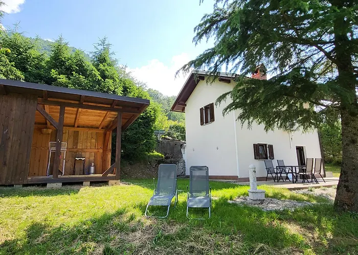 Belka With Terrace&bbq 托尔明