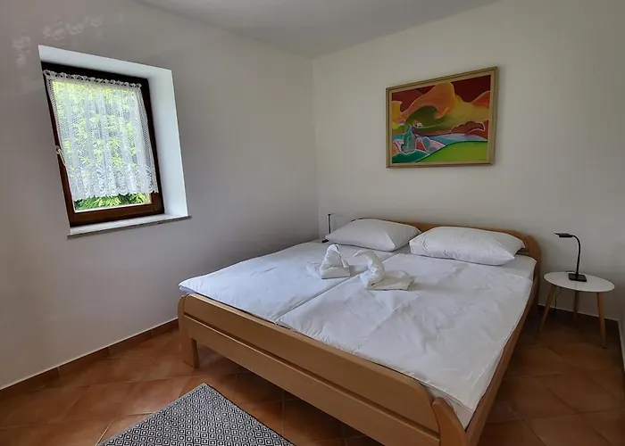 Belka With Terrace&bbq 托尔明